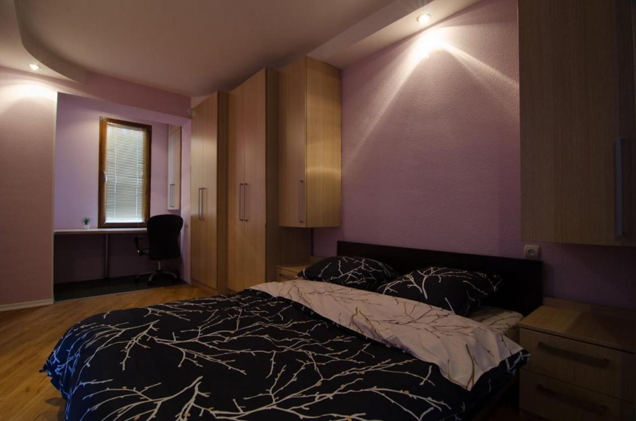 Georges Apartment Tbilisi Exteriör bild