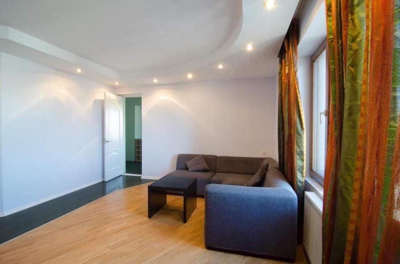 Georges Apartment Tbilisi Exteriör bild